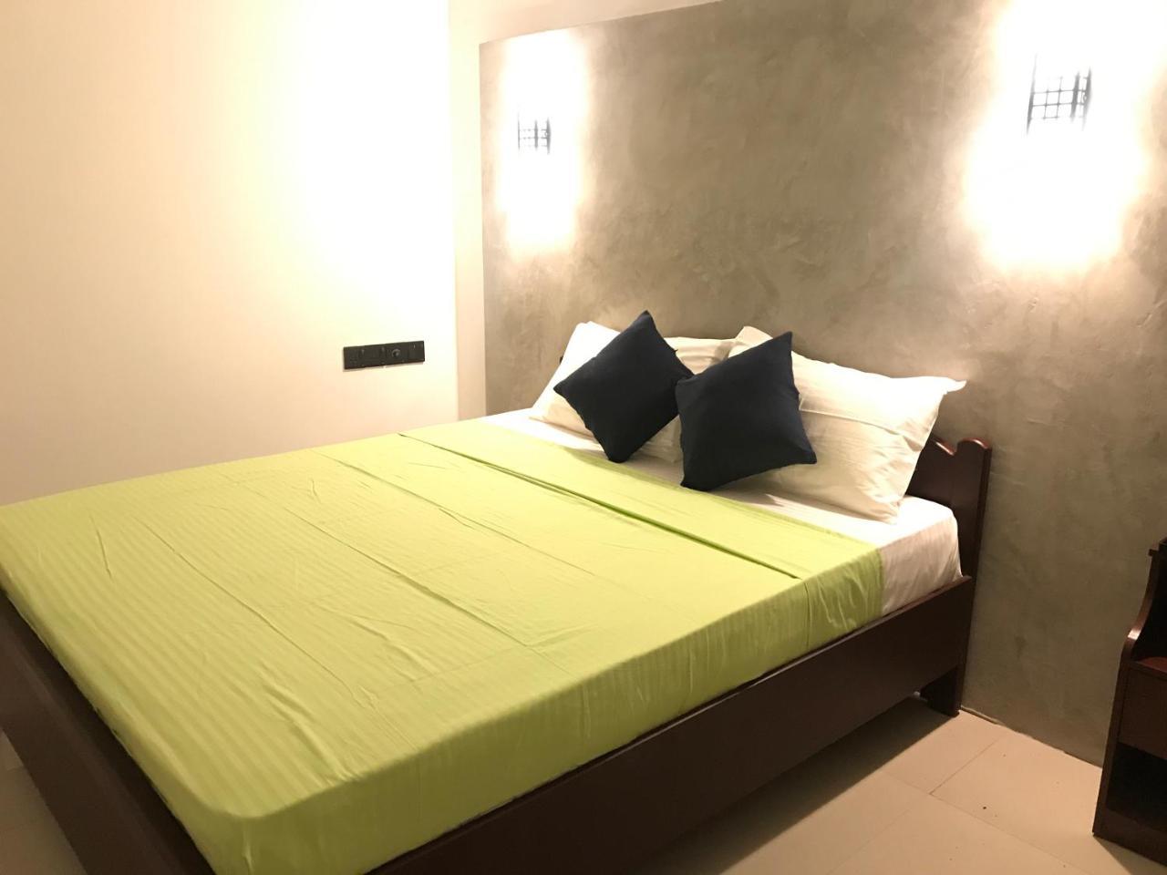 Kingdom Gate Hotel Anuradhapura Kültér fotó